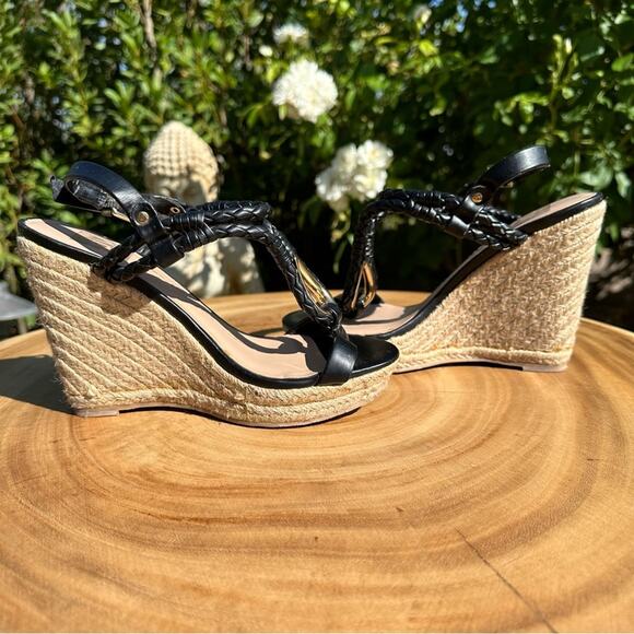 DOLCE VITA Wedge Sandals in Black Leather and Gold Hardware Size 6 - Picture 4 of 6
